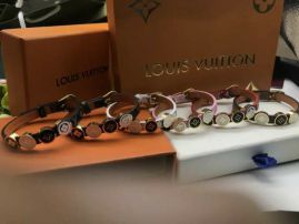 Picture of LV Bracelet _SKULVbracelet06cly13810806